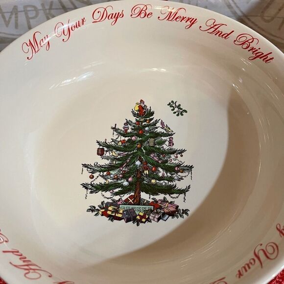 Spode Christmas Tree Annual Serving Bowl 2017 NWT - Picture 3 of 12